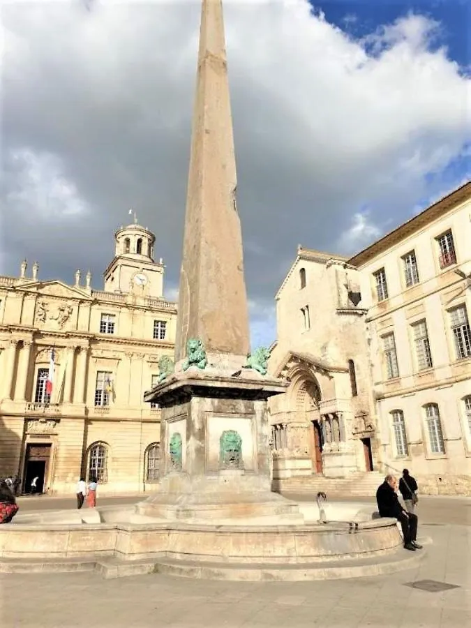 Appartement A Deux Pas De La Place Du Forum Arles 0*,